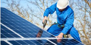 Installation Maintenance Panneaux Solaires Photovoltaïques à Locquignol